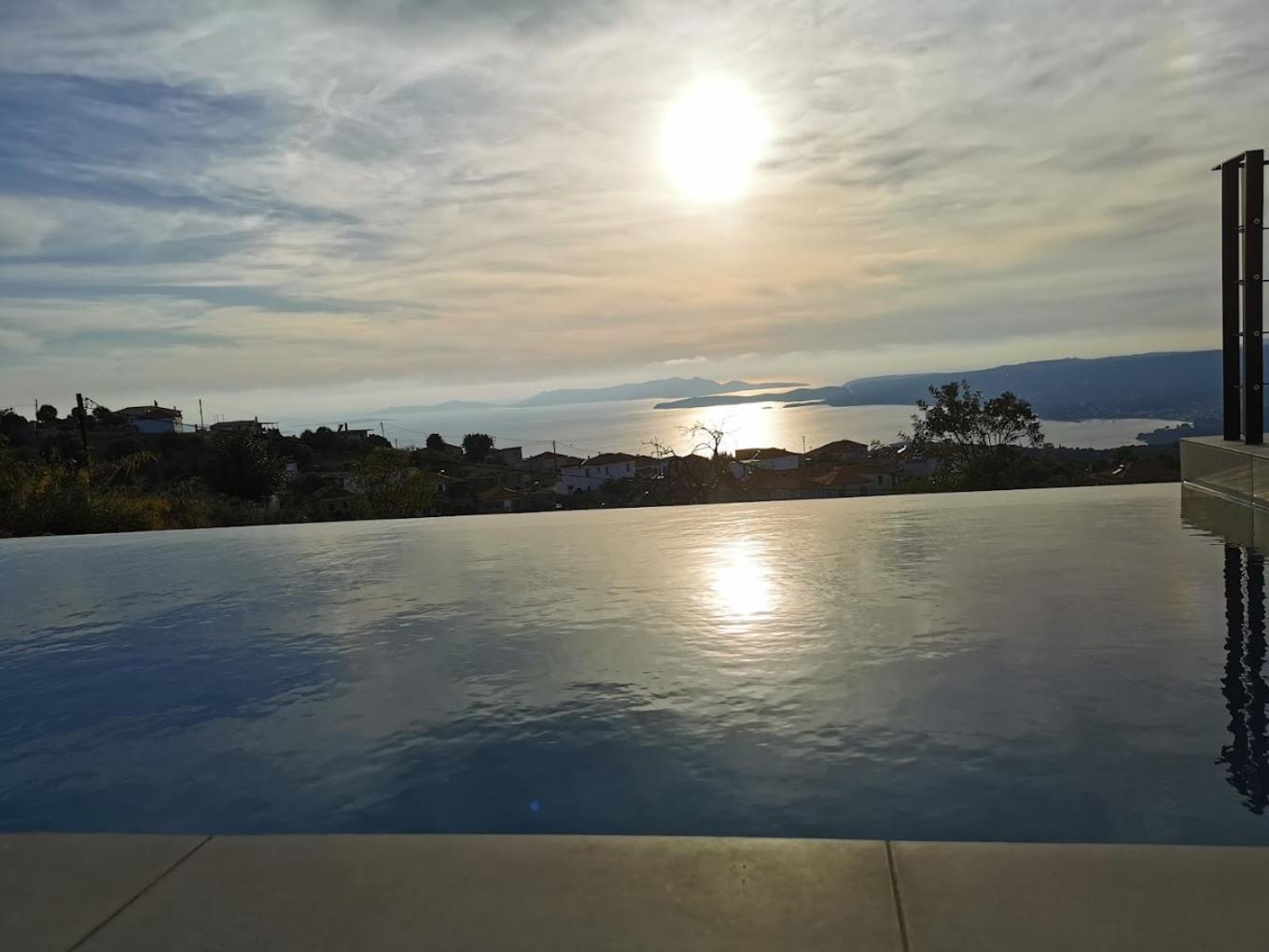 Sunset Luxury Villa Akritochori  Ngoại thất bức ảnh